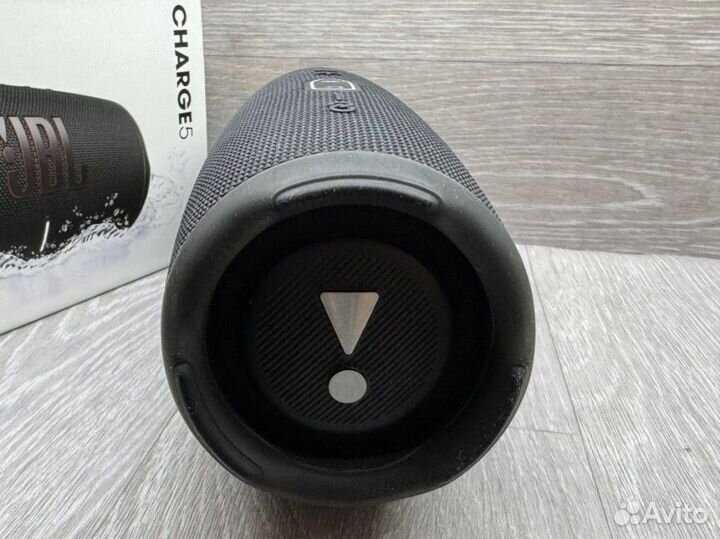 Беспроводная акустика JBL Charge 5 Black