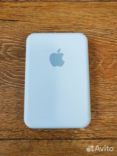 Magsafe battery pack