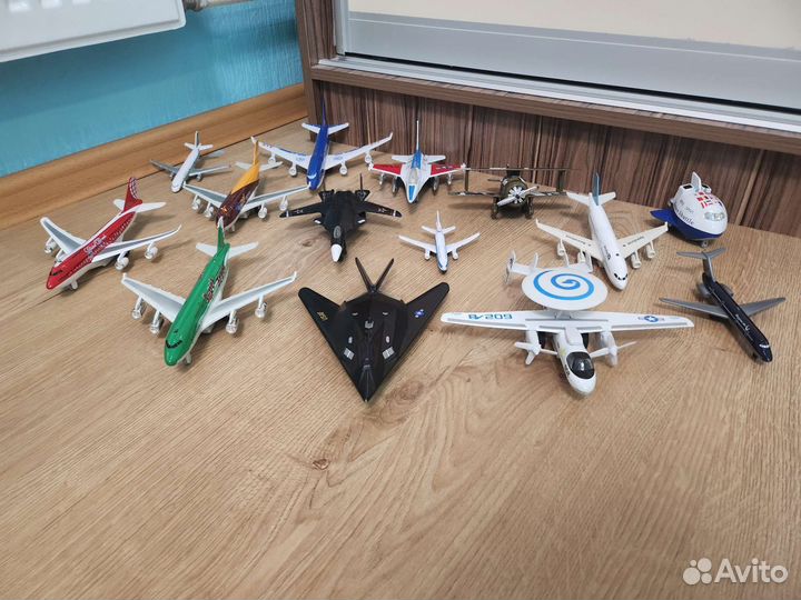 Самолёты и машины