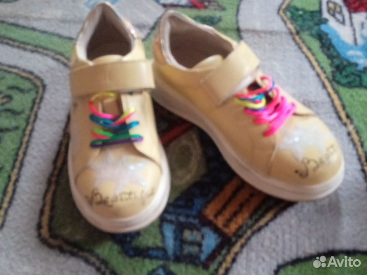 Обувь для девочки