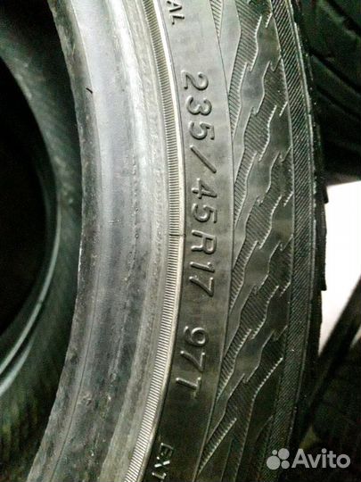 Yokohama Ice Guard Stud IG55 235/45 R17