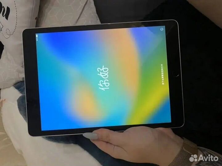 Apple iPad (9th Gen) Wi-Fi 64 гб