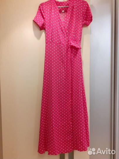 Платье в горошек розовое новое