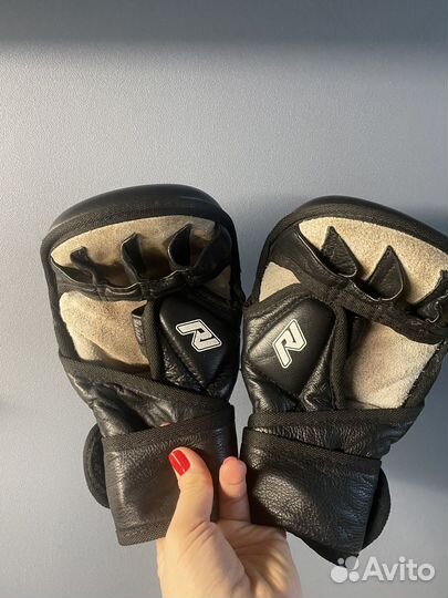 Перчатки reyvel