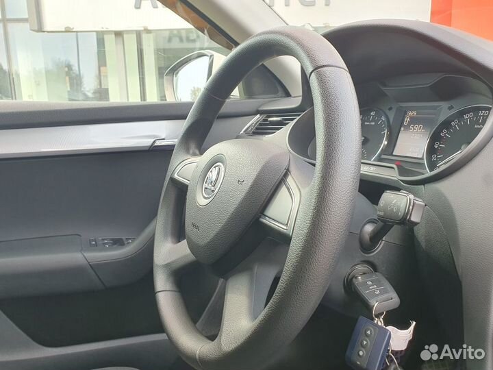 Skoda Octavia 1.2 МТ, 2014, 68 288 км