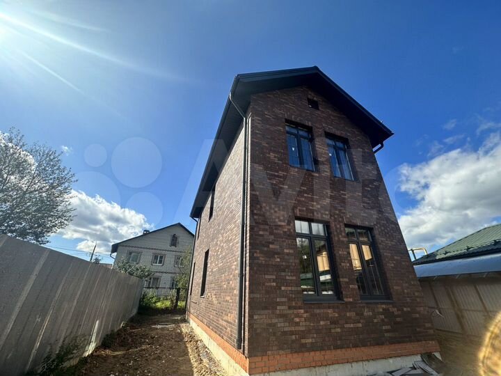 Коттедж 96 м² на участке 7 сот.