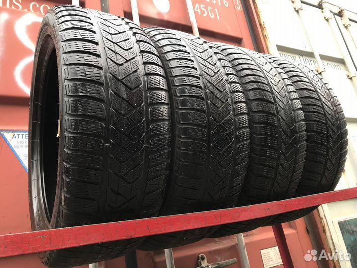 Pirelli Winter Sottozero 3 245/45 R19 99T