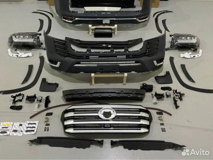 Комплект рестайлинга из Toyota LC200 в TLC300