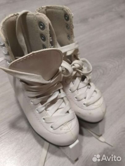 Коньки фигурные детские