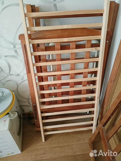 Детская кроватка