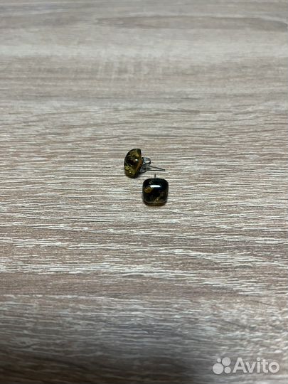 Серьги с янтарем