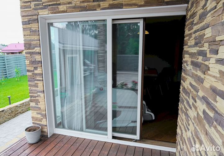 Панорамные окна под ключ. Оконные порталы