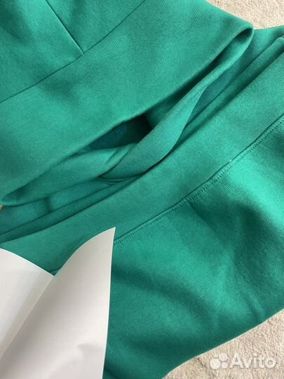 Костюм спортивный