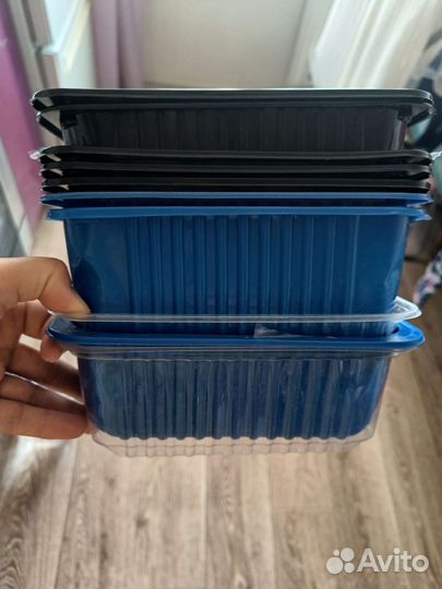 Контейнеры пластик много