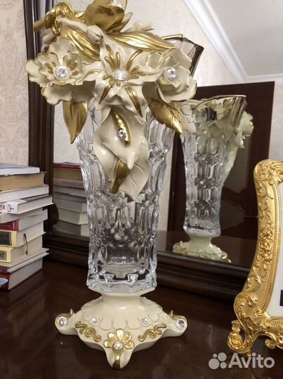 Цветочная ваза