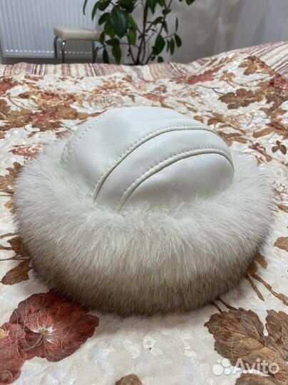 Шапка женская