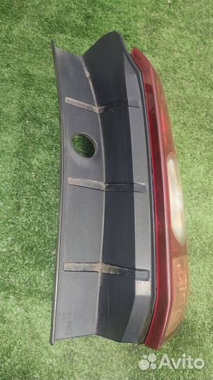 Фонарь задний наружный правый Renault Duster 2015