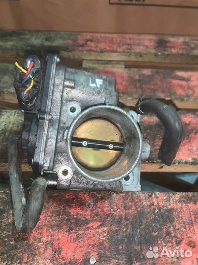 Дроссельная заслонка Mazda 3 BL LF5H