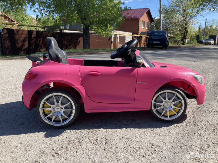 Детский электромобиль Mercedes розовый