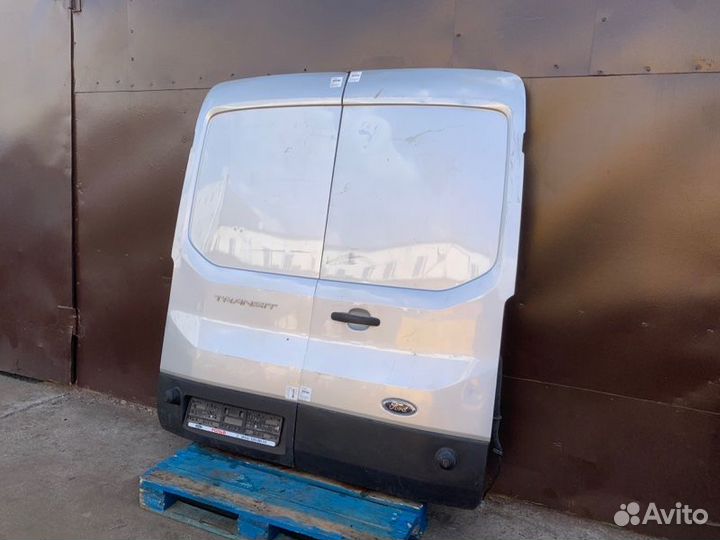 Дверь задняя правая Ford Transit 8