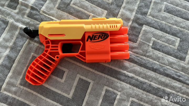 Nerf пистолет