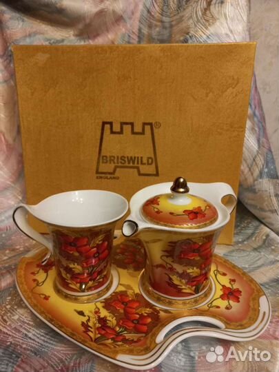 Подарочный набор: чашка/бокал+блюдце/поднос+чайник