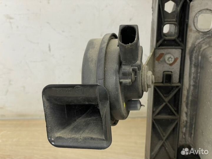 Кассета радиаторов в сборе с передней панелью Vw