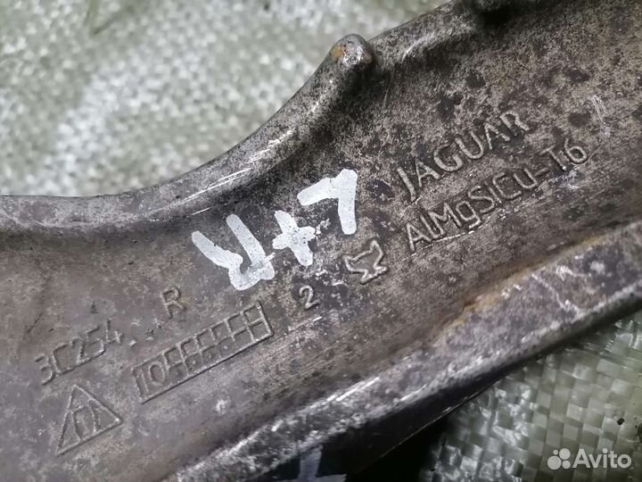 Рычаг передний правый Jaguar XF