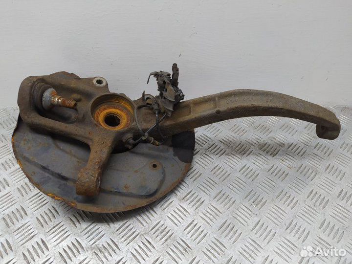 Ступица передняя левая Mercedes ML W164 (2005-2008