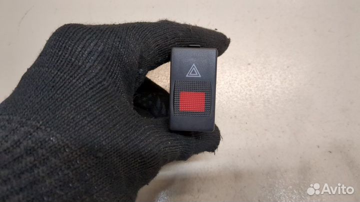 Кнопка аварийки Audi A4 (B5), 1996