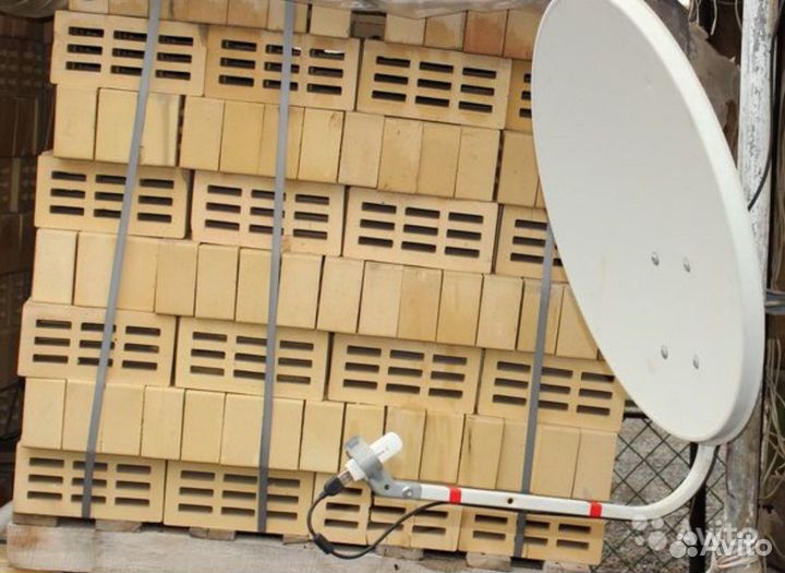 Спутниковая тарелка 0,9м. с кронштейном (Россия)