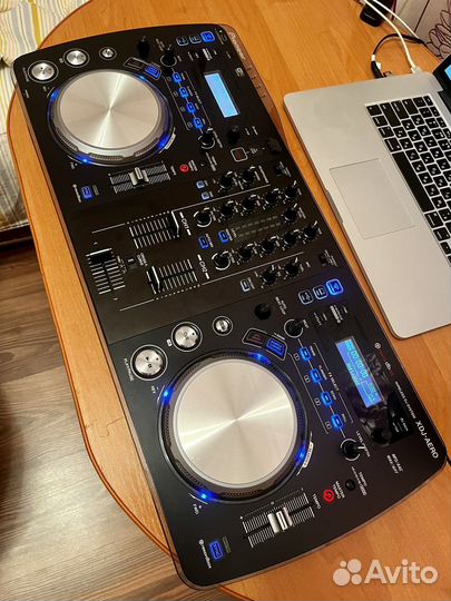 Dj контроллер Pioneer XDJ Aero