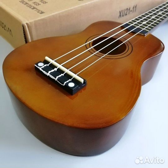 Гавайская гитара укулеле новая