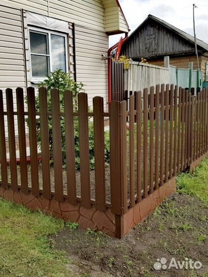 Штакетник металлический коричневый 1,5 м