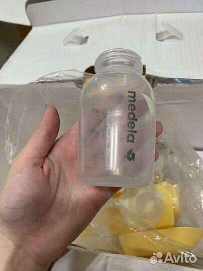 Электрический молокоотсос Medela