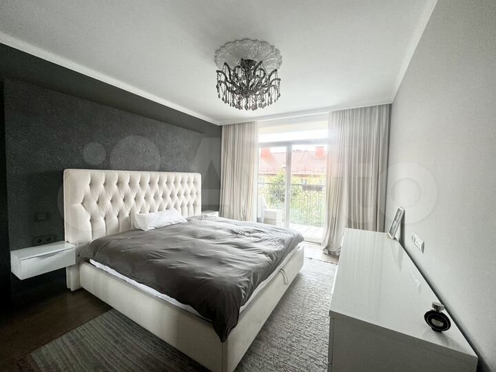 2-к. квартира, 65 м², 2/6 эт.