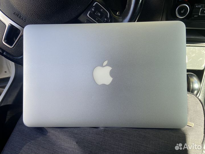 Apple macbook air 11