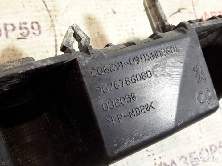 Кронштейн заднего бампера Peugeot 301