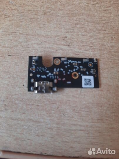 Нижняя плата зарядки на BV 6600