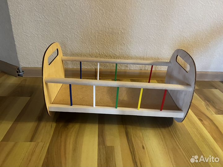 Кровать-качалка для кукол