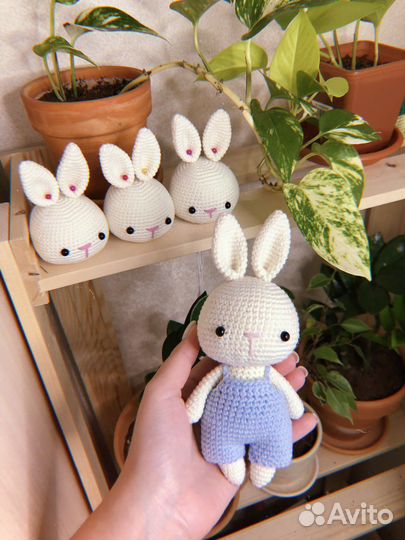 Вязаный зайчик