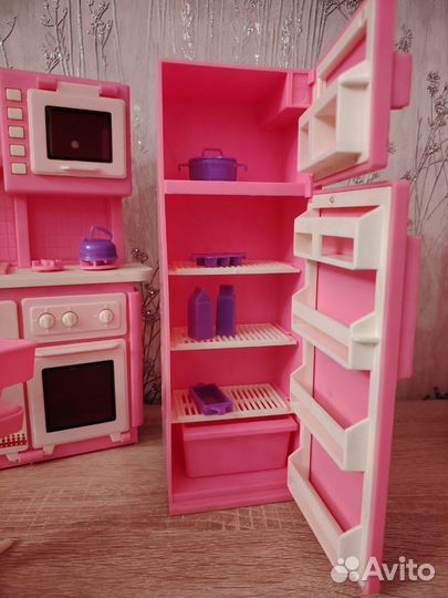 Мебель для кукол Барби новая
