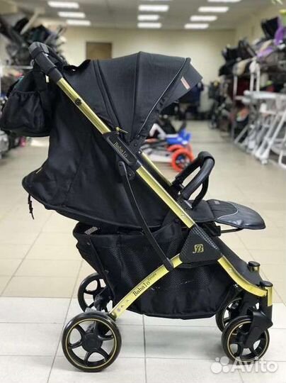 Коляска чёрная