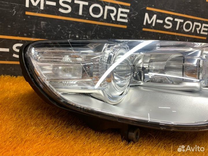 Фара правая Volkswagen Touareg 7L BAR 2007