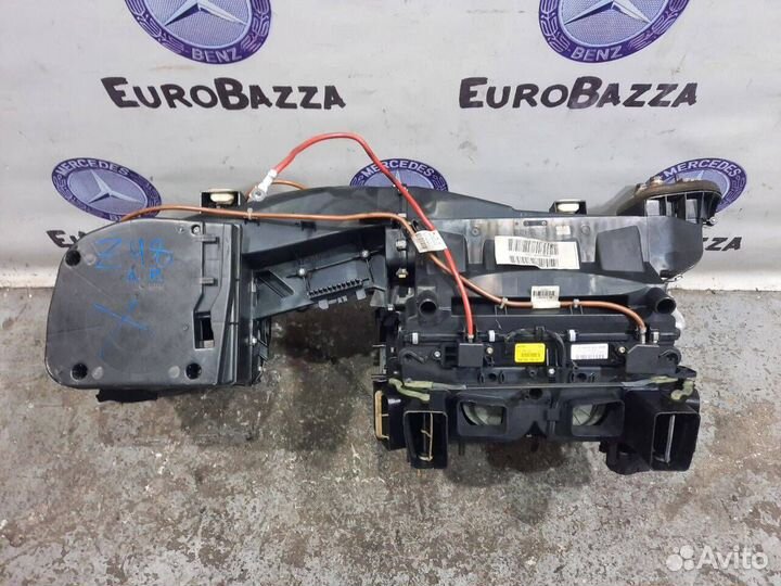 Корпус печки Mercedes W211