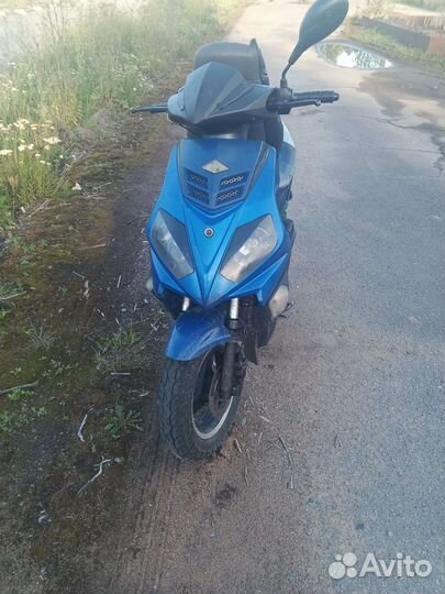 Скутер Rapira jet 150