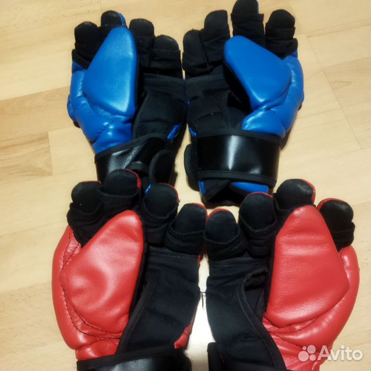 Боксерские перчатки 10 oz+краги