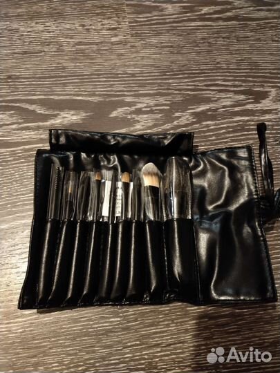 Набор кистей для макияжа