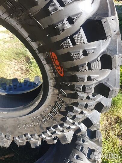 CST CL-18 35/10.5 R16 119K