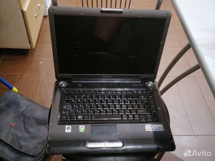 Ноутбук toshiba a300-1am на запчасти